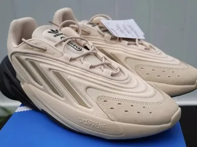 Кроссовки Adidas Ozelia Sand