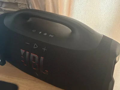 JBL Boombox 4