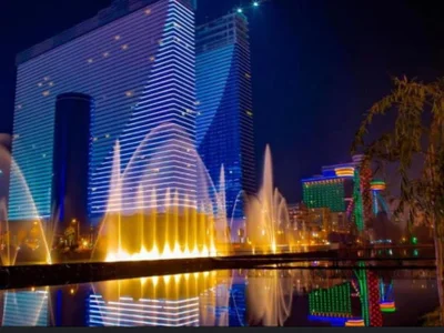 5-звездочный отель Orbi City с балконом и видом на море