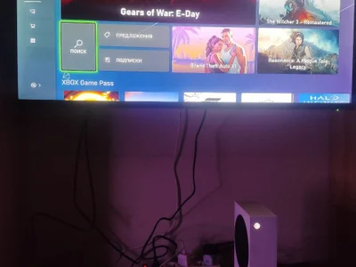 Xbox Series S 512 GB + 2 геймпада