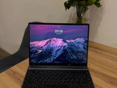 Ноутбук Huawei Matebook 13 i5 8GB RAM