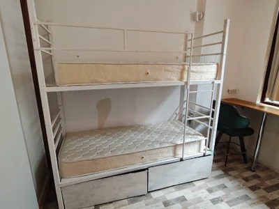 Двухъярусная кровать