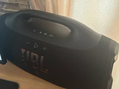 JBL Boombox 4