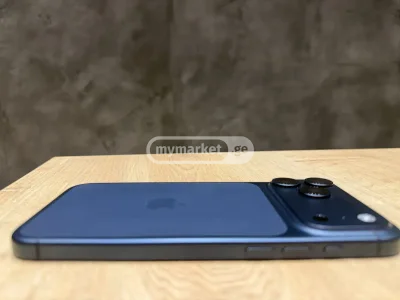 Мобильный телефон Apple