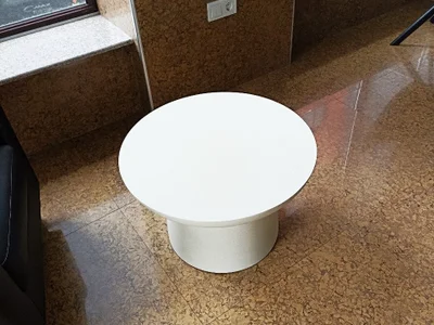 Журнальный столик из керамики