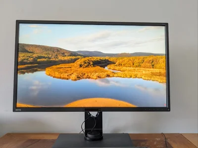Монитор BenQ PD3200Q