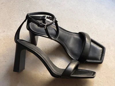 Босоножки Stradivarius 36/37 размер