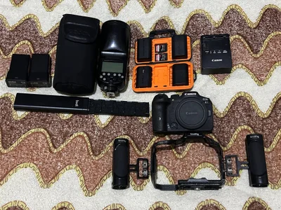 Фотоаппарат Canon R7
