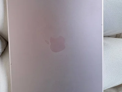 Ноутбук MacBook Neo