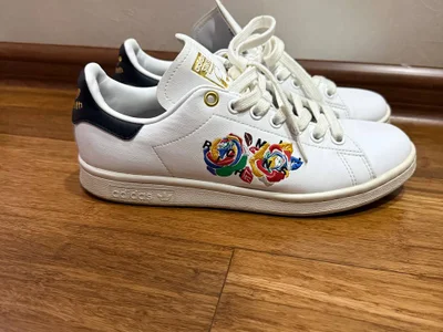 Кроссовки Adidas Stan Smith US 7 женские