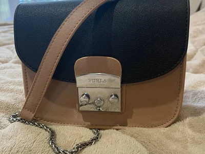 Сумочка под Furla