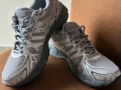 Кроссовки Asics