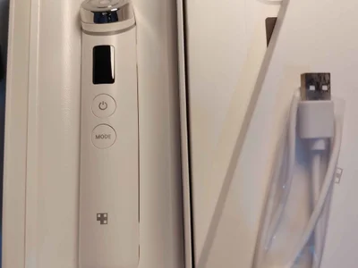 Medicube AGE-R Booster Pro Белый