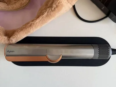 Стайлер для волос Dyson Airstrait ht01