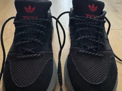 Кроссовки Adidas