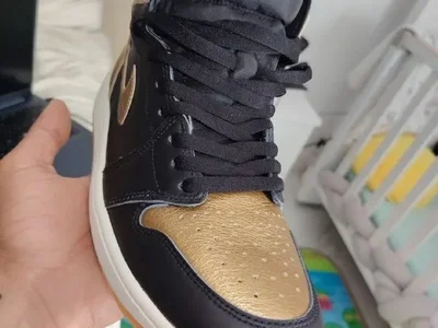 Кроссовки Jordan 1