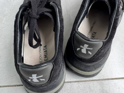 Кроссовки ASICS