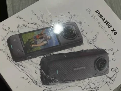 Экшн-камера Insta360 X4 (8K) с аксессуарами
