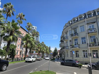 4-комнатная квартира в Старом районе