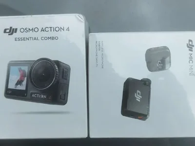 Набор DJI Osmo Action 4 Essential Combo и DJI Mic Mini