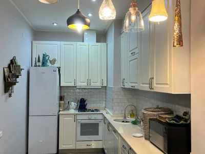 Квартиру на ул. Шериф Химшиашвили 1