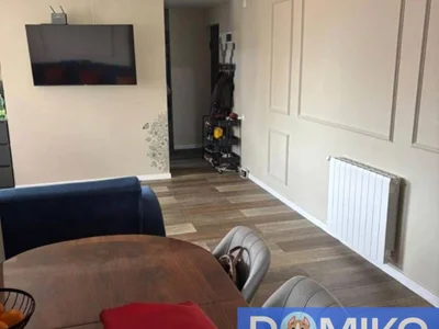 2+1 комнатная квартира, 84 м²