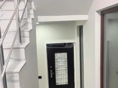 Частный дом с 4 комнатами в районе Руставели, Батуми
