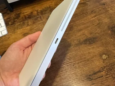 Apple Magic Trackpad 2