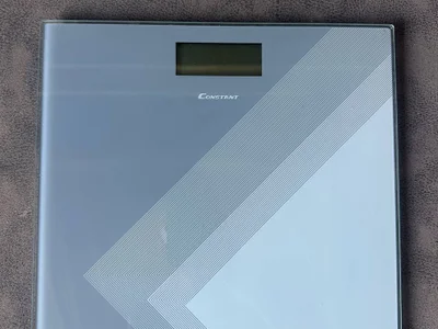 Электронные напольные весы Constant
