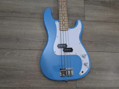 Бас-гитара Squier Sonic Precision Bass