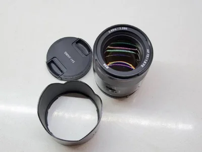 Объектив Samyang AF 75mm f/1.8 FE для Sony E