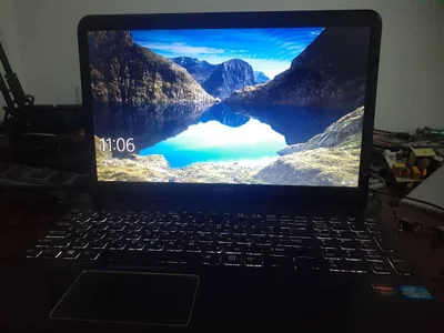 Ноутбук Sony Vaio SVE151 i7-3632QM / 6GB / 1TB / AMD Radeon 7550M