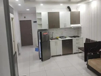 2-комнатная квартира, 58 м², $700