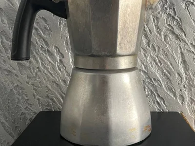 Гейзерная кофеварка (мокка)