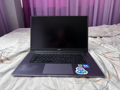 Смартфон Honor