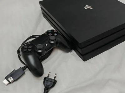 Игровая приставка Sony PlayStation 4 Pro 1tb CUH-7208b