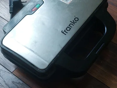 Вафельница Franko FWM1164