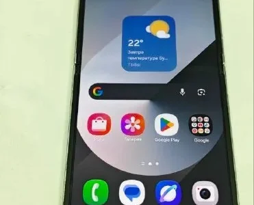 Samsung Galaxy Z Flip 6