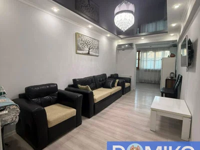 2+1 на ул. Кутаиси, 60 кв.м, $800