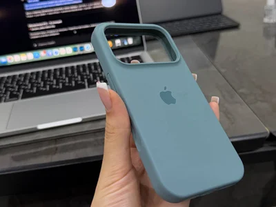 Чехол для iPhone 17 Pro