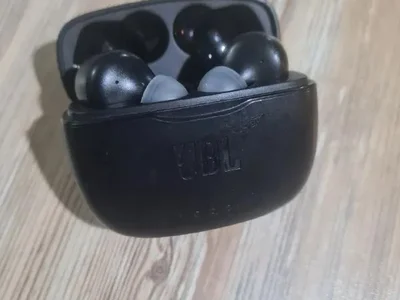 Беспроводные наушники JBL Tune 215TWS