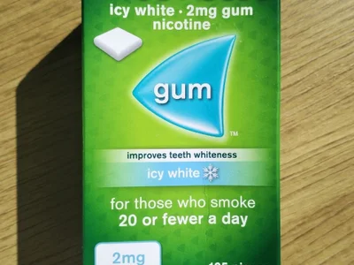 Никотиновая жвачка Nicorette