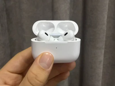 AirPods 4