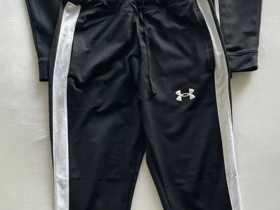 Спортивный костюм Under Armour