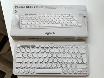 Беспроводная клавиатура Logitech Pebble Keys 2 K380S
