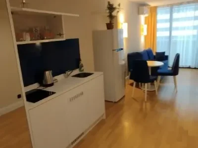 1+1 в Orbi City, вид на море