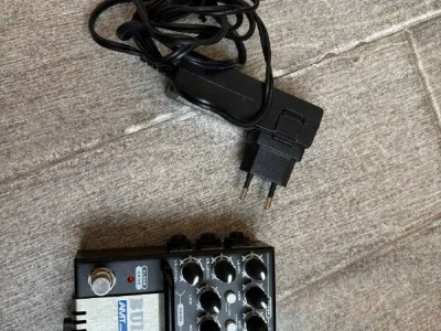 Гитарный преамп AMT Electronics SS-30 Bulava