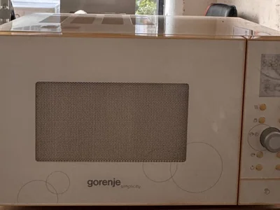 Микроволновка Gorenje SMO-23 DGW