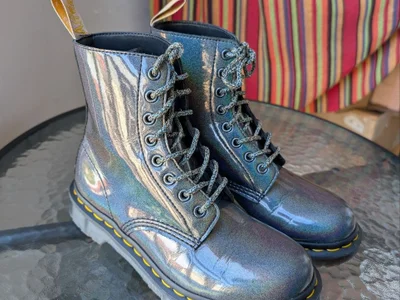Женские ботинки Dr.Martens 1460 Vegan