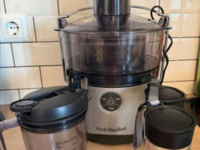 Соковыжималка NutriBullet Juicer Pro NBJ50200